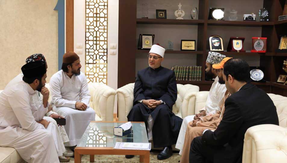 Egypt's Mufti Receives Delegation from Al-Azhar Alumni Association in Bangladesh, Affirms Support for Religious and Academic Institutions
