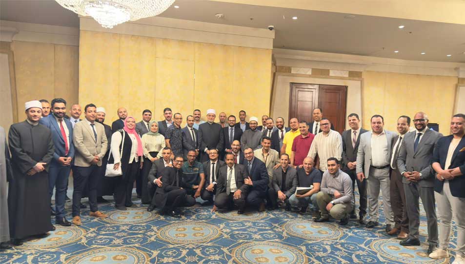 In a humanitarian gesture, Egypt’s Mufti thanks Dar al-Ifta staff for making the 10th Fatwa conference a global success