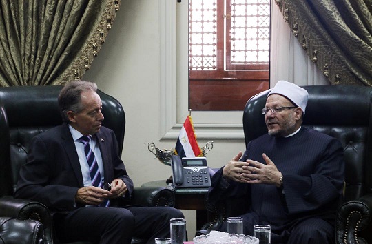 The Australian Ambassador to Cairo, Defense Attaché at Pakistan’s Embassy Congratulate Egypt’s Mufti on Advent of Ramadan