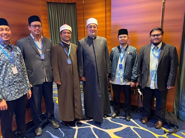 Egypt's Grand Mufti meets Malaysian counterpart, discusses fostering religious cooperation