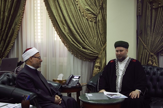 Egypt’s Mufti receives President of Russian Islamic University, discusses aspects of mutual religious cooperation