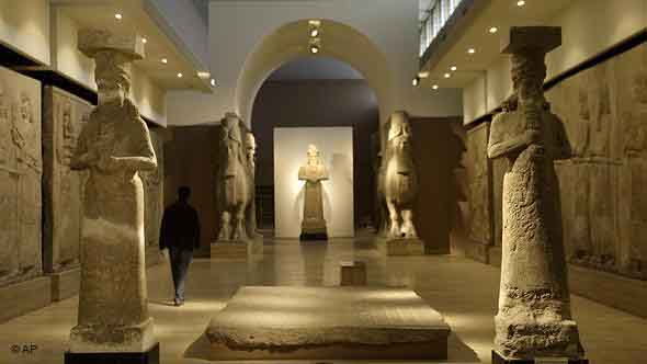 Dar Al-Iftaa condemns the destruction of ancient Assyrian artifacts and statues at Mosul Museum