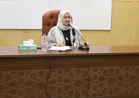 Un conseiller du cheikh d’Al-Azhar a donné une conférence lors d’une session de formation sur les successions à Dar al-Ifta, affirmant que les textes coraniques relatifs à l’héritage ne sont pas de simples calculs numériques, mais un discours divin qui allie législation et croyance et fonde le sens de la justice dans sa forme la plus élevée.