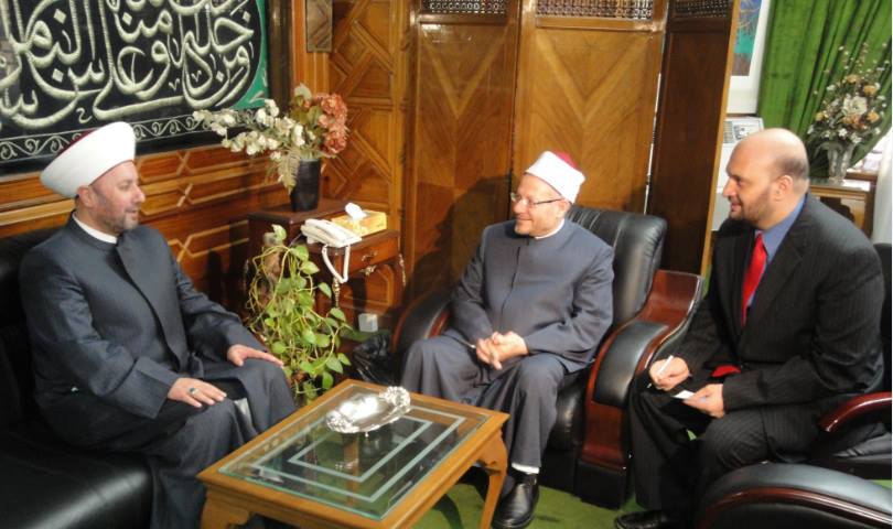 The Grand Mufti of Egypt to the Mufti of Iraq: we extend our hands in help to our brothers in Iraq