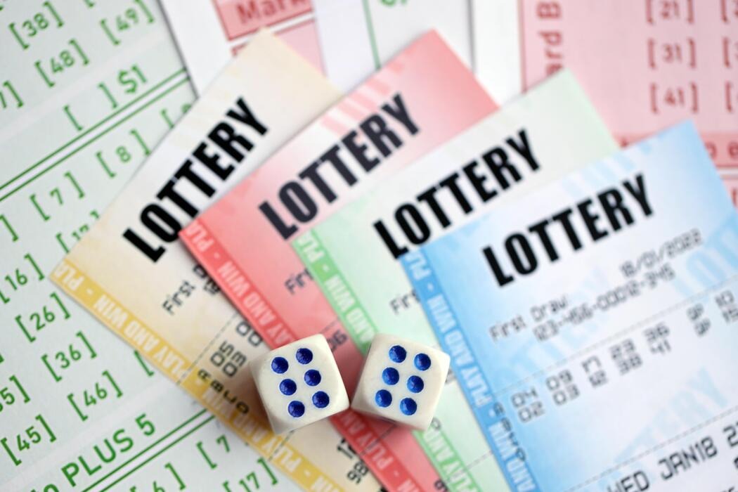Muslims in non-Muslims communities: The question on Lottery tickets