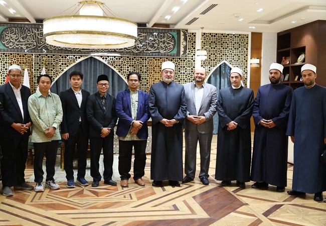 Egypt’s Mufti Discusses Cooperation with Malaysian Delegation of International Centre for Halal Studies, Highlights FatwaPro App Serving Muslims Globally