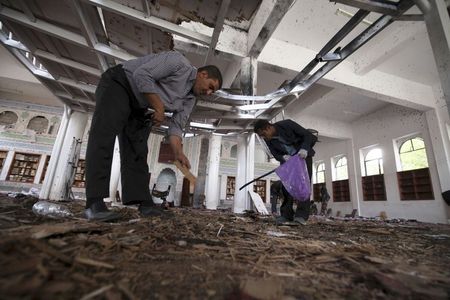 Dar al- Iftaa strongly condemned killing 122 Yemeni people in two mosques attacks in Sana’a