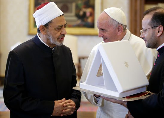 Egypt’s Grand Mufti praises Sheikh Al-Azhar visit to the Vatican