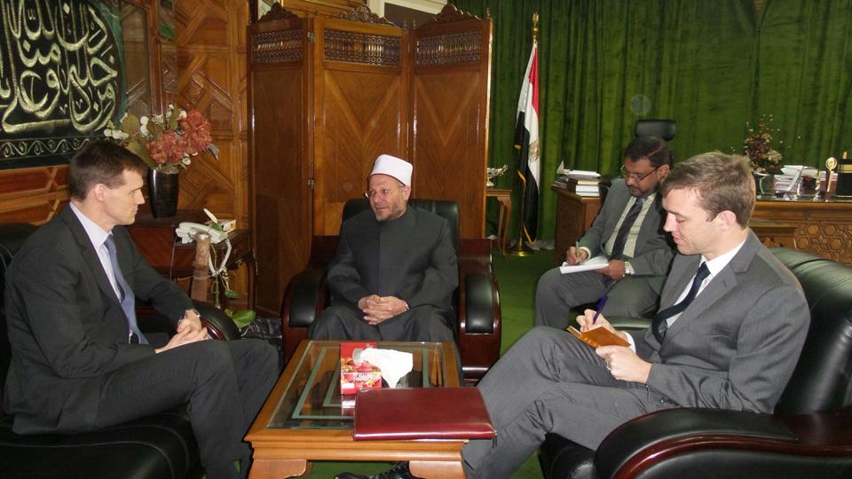 The British Ambassador praises Dar al-Iftaa’s efforts in renewing the religious discourse and combatting destructive methodologies